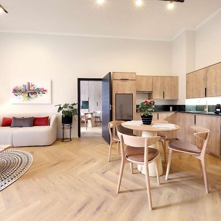 Hyatt House Johannesburg Rosebank Bagian luar foto
