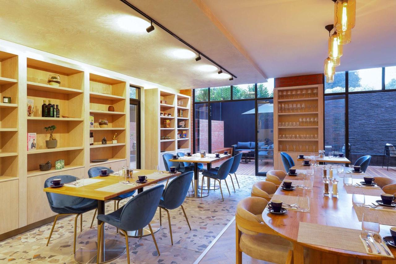 Hyatt House Johannesburg Rosebank Bagian luar foto